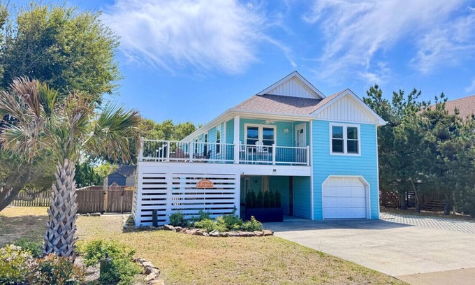 Colington Cottage | Somewhere On A Beach Private Pool Hot Tub Game Room Fire Pit