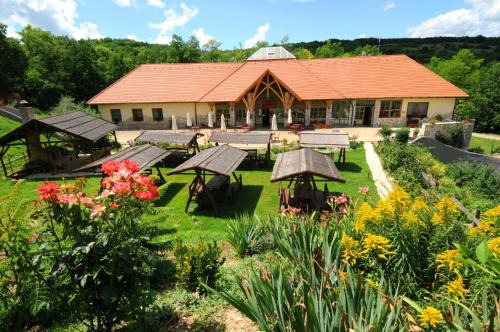 Bonnya Hotel | Somogy Kertje Üdülőfalu és Étterem