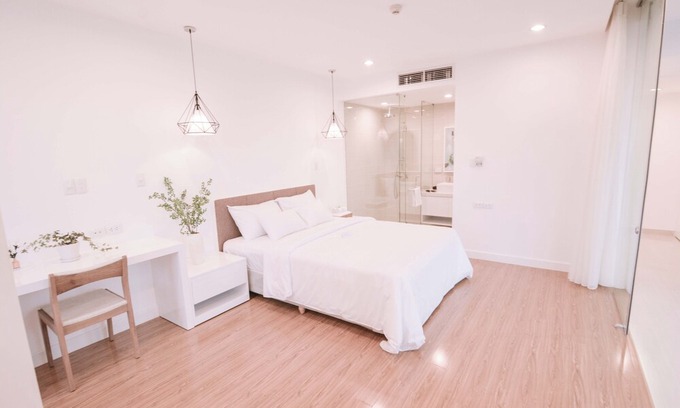 Nguyen Thai Binh Apartment | Son & Henry - TW2A - Spacious 2BR Apartment, CBD, Rooftop Pool and Sky Bar