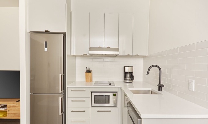 West End Apartment | Sonder at Revival | Stylish Suite