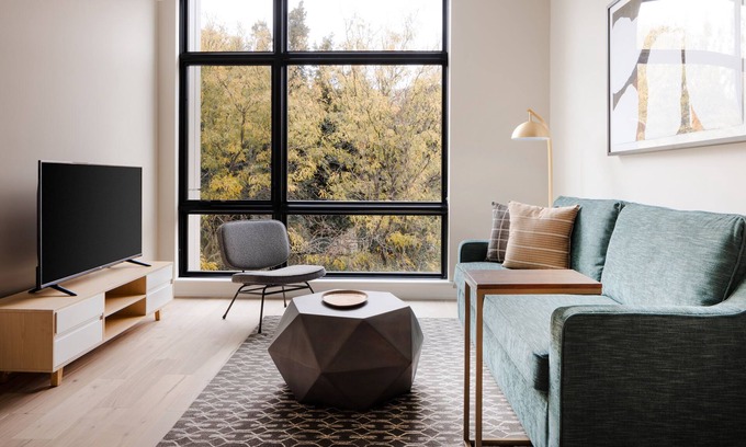 Old City Apartment | Sonder The Edison | One-Bedroom Apartment