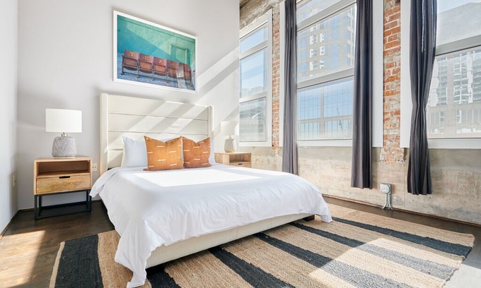 Theater District Apartment | Sonder | The Hogg Palace | Beautiful 1BR + Gym