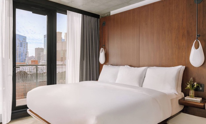 Bowery Apartment | Sonder The Merchant | King Room w/Balcony