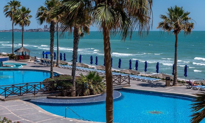 Sandy Beach Condo | Sonoran Sun W-205 The Sunspot Retreat Oceanfront Condo