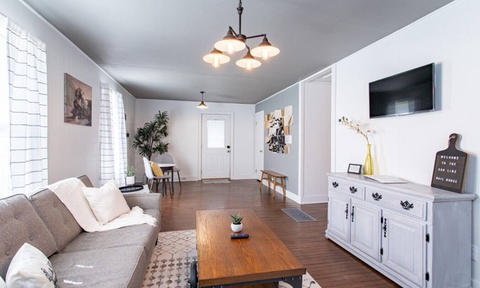 Stone Lake House | Soo Line Rail House - Downtown Stone Lake - Trail Acc