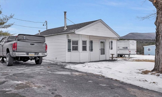 Cornwallville House | Soothing house with WiFi in charming Cornwallville