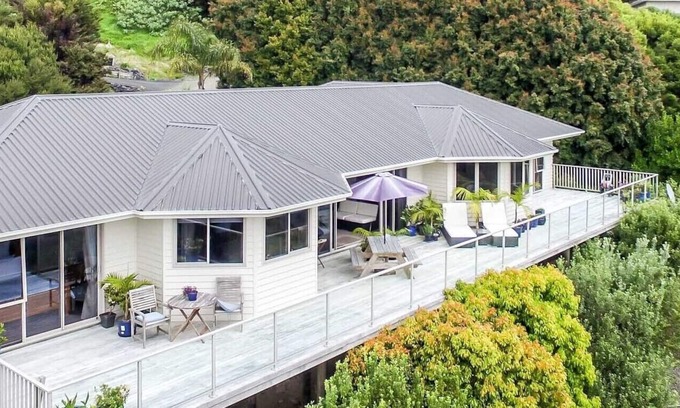 Whangaroa House | Sophia's Rest Whangaroa