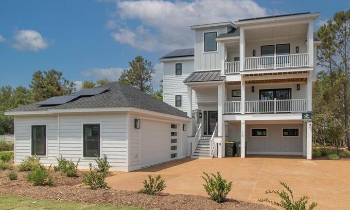 Corolla House | Soundfront Sunset Elevator Heated Pool HotTub Golf