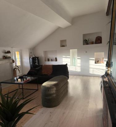 Bastia Apartment | Sous les toits