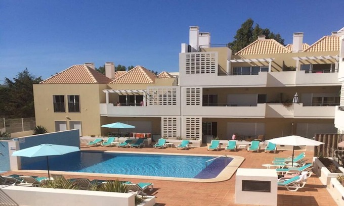 Cabanas Apartment | South Facing,Pool,Ground Floor,Garage Parking,150m to Waterfront,Quiet,Secure