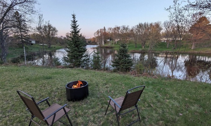 Republic House | South Republic River Hideaway