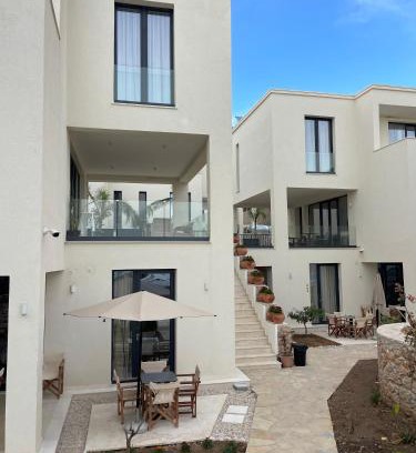 Dhermi Hotel | South Villas and Suites