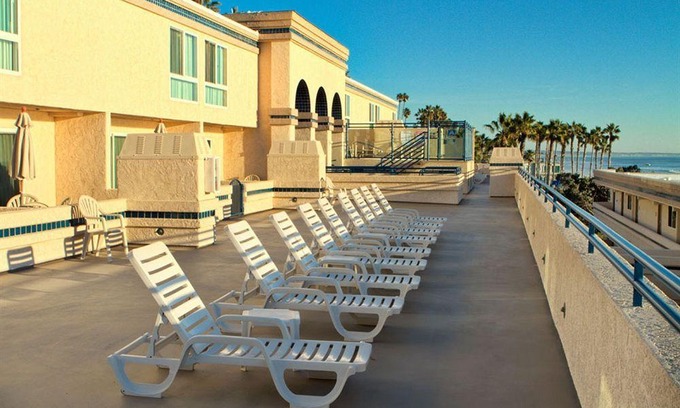 Townsite Hotel | Southern California Beach Club