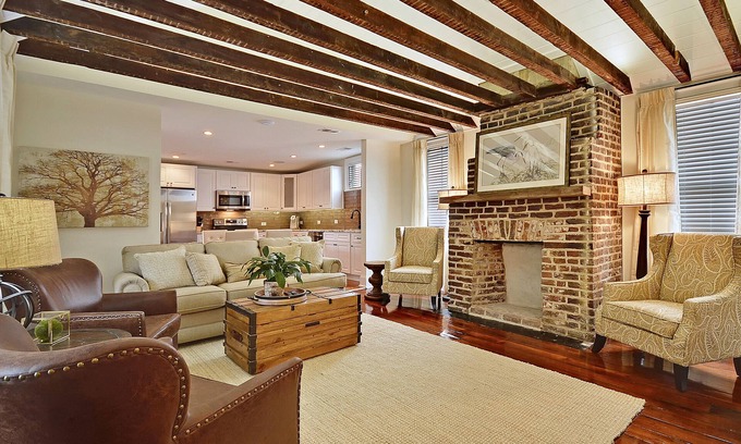Cannonborough Elliotborough House | SOUTHERN CHARM! DOWNTOWN CHARLESTON - Sleeps 10