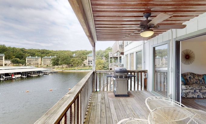 Village of Four Seasons Condo | Southwood Shores 103C - 1 Bdrm Waterfront Condo