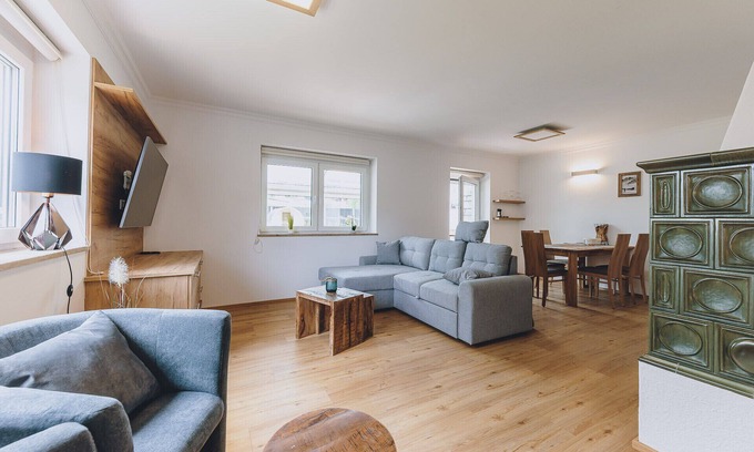 Schuttdorf Apartment | Spa Chalet - Garden Lodge, garden & wellness