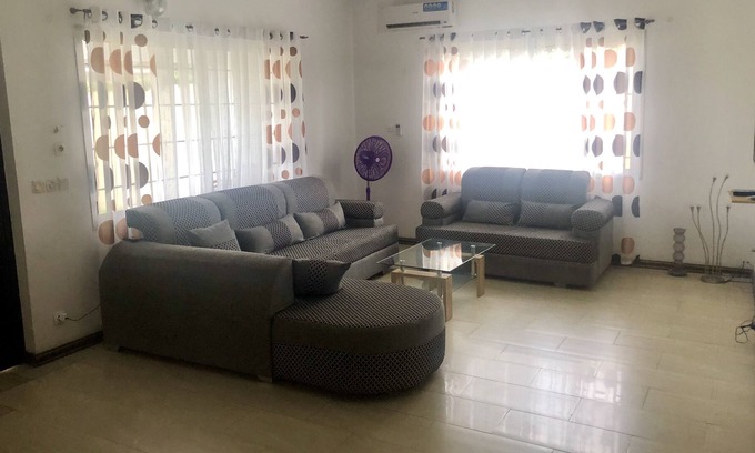 Cocody Villa | Spacious Villa with Garden