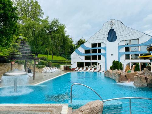 Heviz Apartment | Spa Residence Carbona Apartman 104