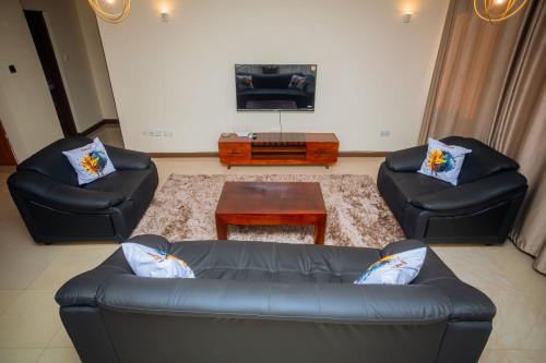 Masaki Apartment | Spacious 2BR w pool & Gym