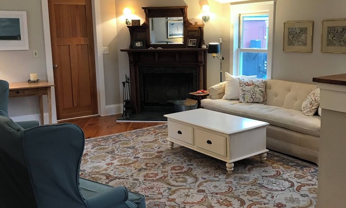 Jamestown Apartment | Spacious 3 Bedroom Apartment for Rent - In Town Location