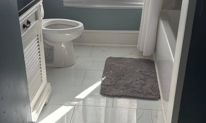 Bessemer Apartment | Spacious 3-bedroom apartment with AC, WiFi in enjoyable Bessemer