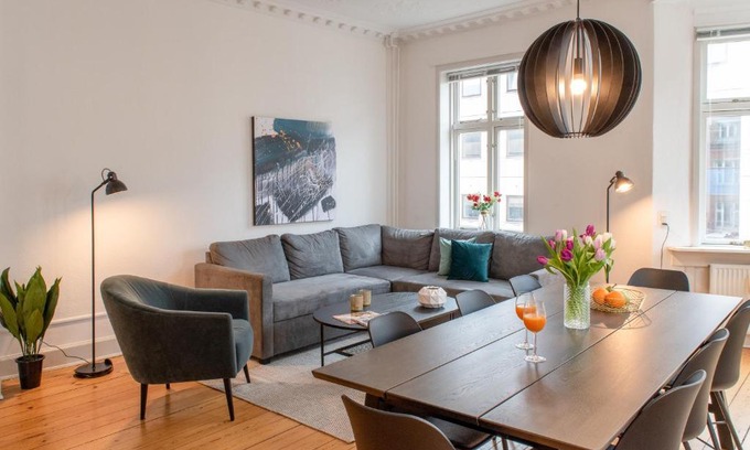 Midtbyen Apartment | Spacious 3-bedroom apartment in the heart of Århus