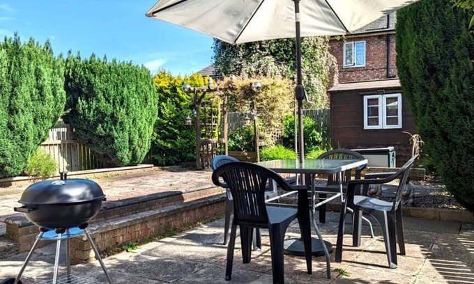 Newcastle-upon-Tyne House | Spacious 3 bedroom house close to Newcastle Centre