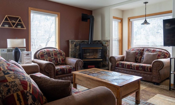 Ouray Condo | Spacious 3BR Alpenglow Condo: Family-Friendly Haven in Ouray