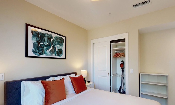 Barron Park House | Spacious 3BR Apartment Near Caltrain & Stanford