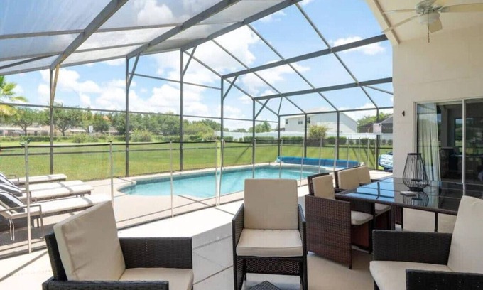 Cumbrian Lakes House | Spacious 4 bed/3 bath Pool home