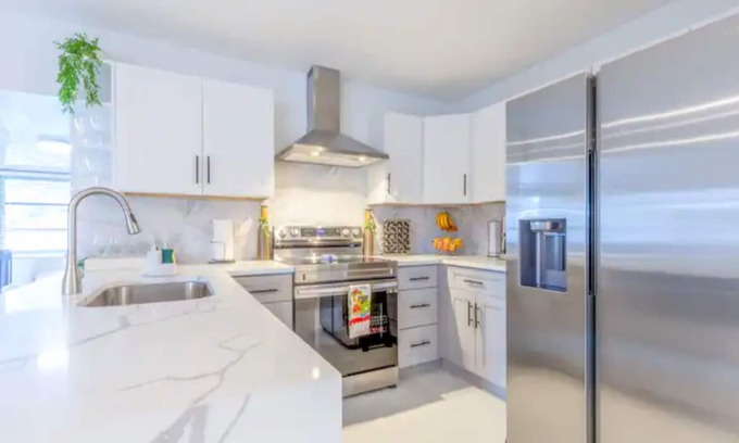 Pompano Beach House | Spacious 4-bedroom house with WiFi, AC in charming Pompano Beach