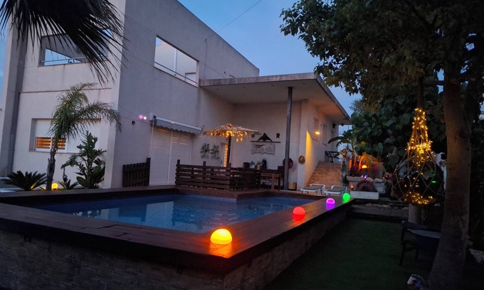 Lliria Ski Chalet | Spacious 4-bedroom chalet with fitness room and AC in Llíria