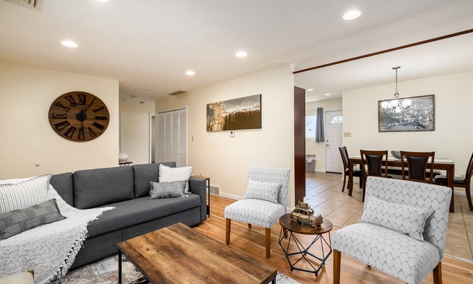 Old North Columbus House | Spacious 4-bedroom house with great amenities in enjoyable Columbus