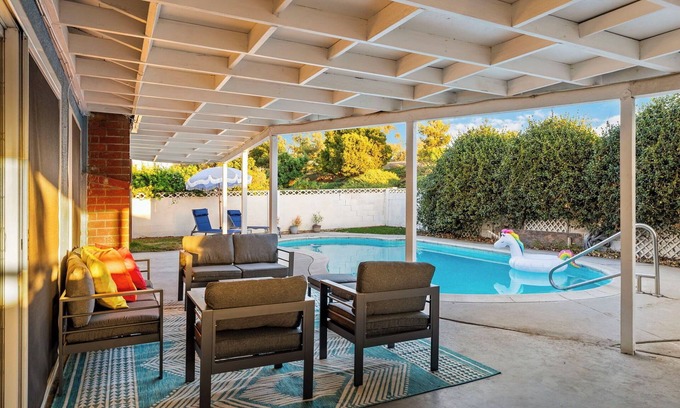 Anaheim Resort House | Spacious 4-bedroom house near Disneyland with WiFi, AC, Private Pool, & Hot Tub