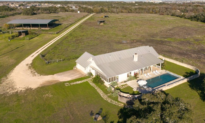 Kyle House | Spacious 4-bedroom vacation home just 19 minutes from Texas State University