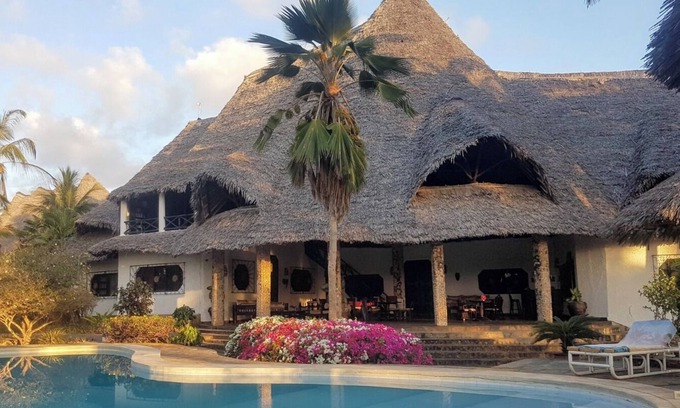 Watamu Villa | Spacious 4-bedroom villa in charming Watamu with WiFi