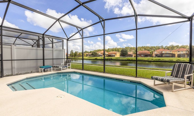 Seasons House | Spacious 4BR townhome in Kissimmee with lake views, perfect for families!