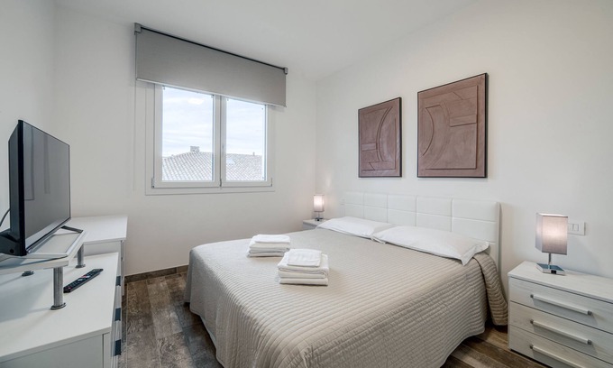 Castelfranco Emilia Villa | Spacious 5-bedroom villa in the Motor Valley with Pool table and Jacuzzi