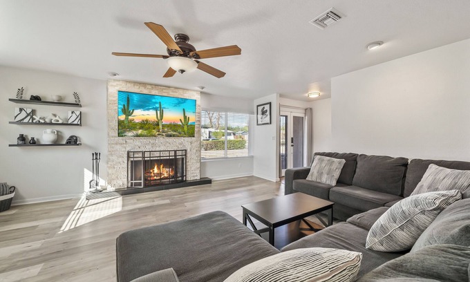 Tucson House | Spacious 5-bedroom house in awesome Tucson with AC and Pool with RV parking