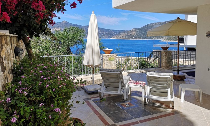 Kalkan Villa | Spacious 5 Bedroomed Villa With Pool, 200 Metres From the Sea