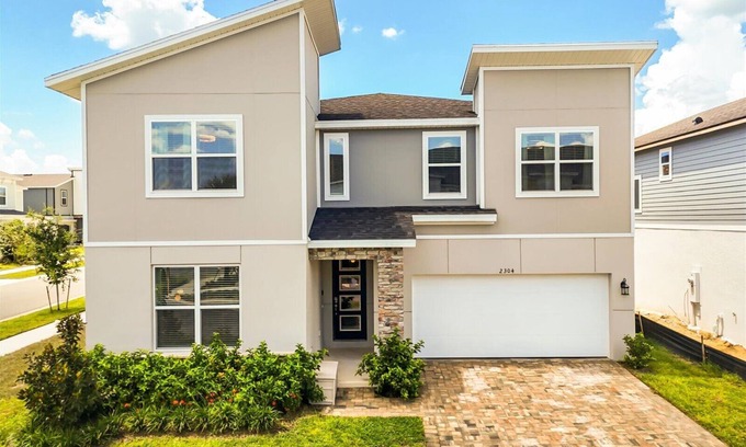 Florida Central Atlantic Coast House | Spacious 9 Bed Pool Home with Theater Room-2304DST