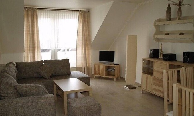 Horumersiel Apartment | Spacious apartment, 2 bedrooms, quiet central location, 5 minutes to the beach