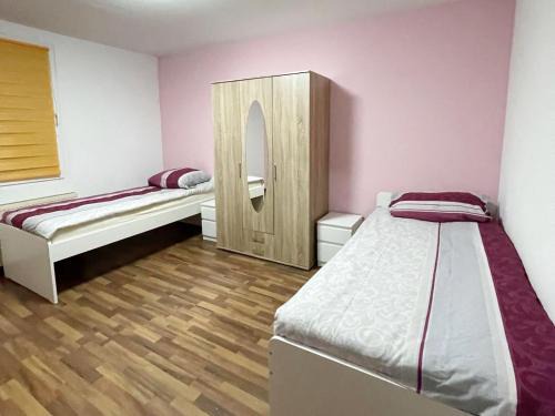 Gemarkung Langerfeld Apartment | Spacious Apartment in Wuppertal