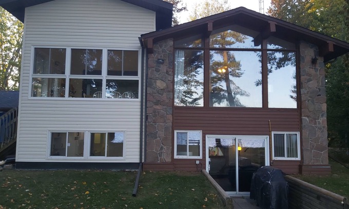 Kawartha Lakes Cottage | Spacious Balsam Lake Waterfront, 5 Bedrooms, 3 Baths, Dog friendly & UNIQUE!