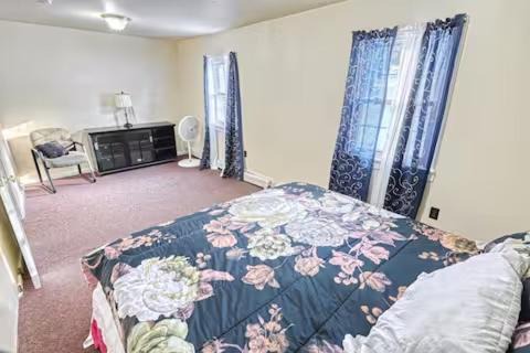 Waynesboro House | Spacious Cabin - Mountain Lodge on 35 Acres