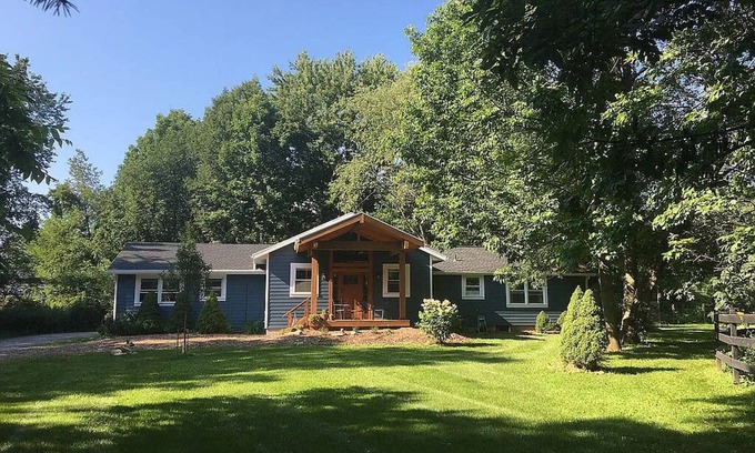 Penfield House | Spacious Country Retreat on Horse Farm — Perfect for Family Gatherings