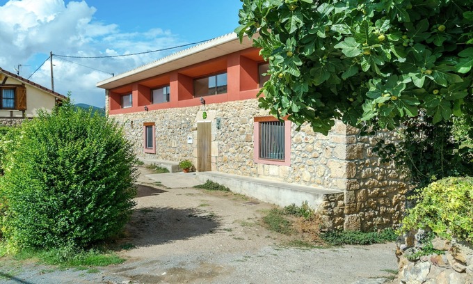 Salinillas de Buradon Villa | Spacious Wine Cellar Mansion