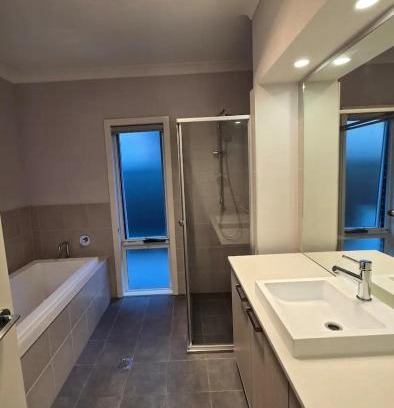 Marsden Park Villa | Spacious Famiy Living in the Heart of Marsden Park