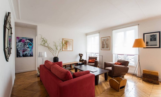 Batignolles Apartment | Spacious flat in Batignolles quarter