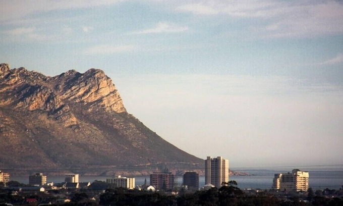 Somerset West Apartment | spacious, gemuetl. self-catering apartment with pool, a few minutes from the beach